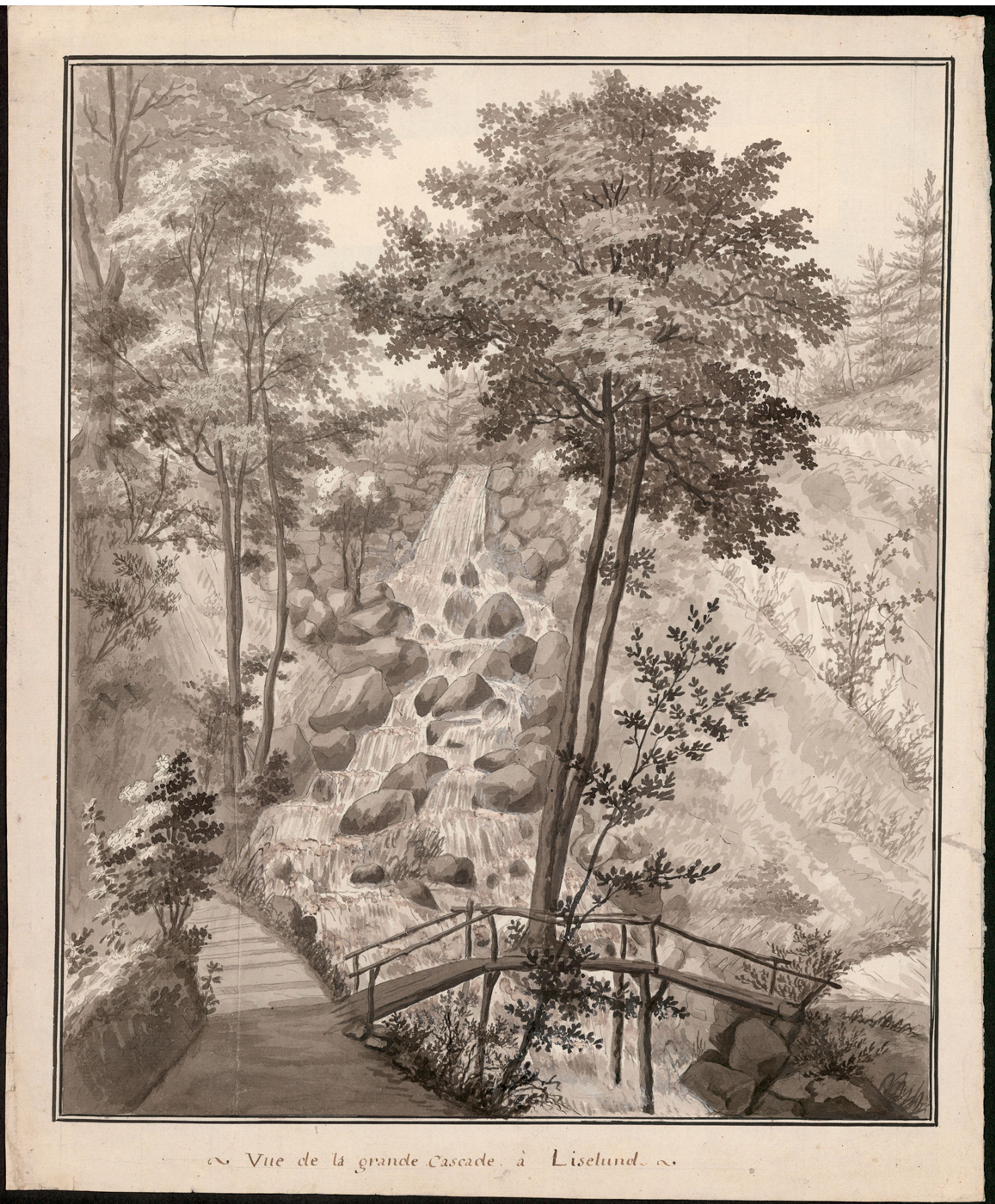 Historisk tegning med titlen 'Vue de la grande cascade à Liselund', der viser parkens store vandfald med en bro og omkringliggende skov.