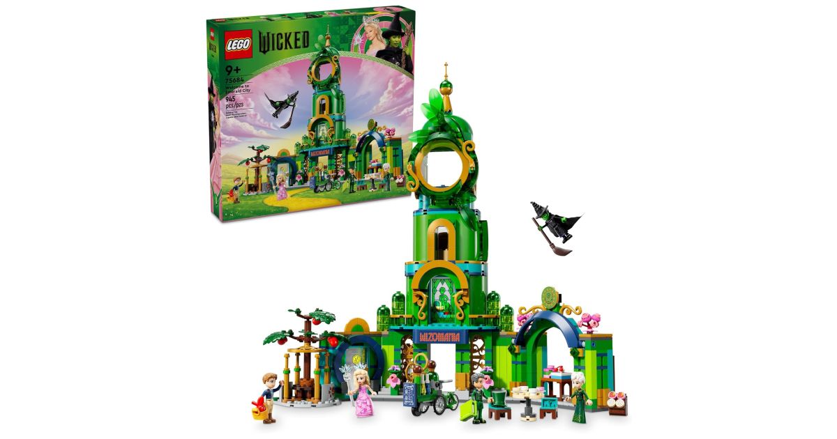 LEGO Wicked Welcome to Emerald City Movie Set in green next to its box.