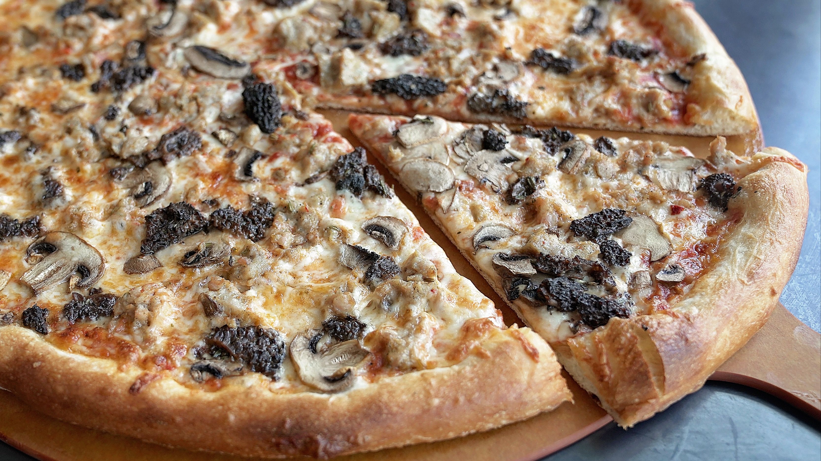 Chicken Sausage & Morel Primo
