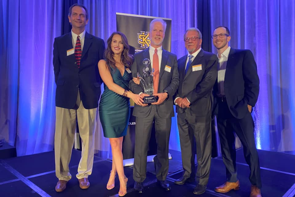 SACK COMPANY NAMED FAMILY BUSINESS OF THE YEAR