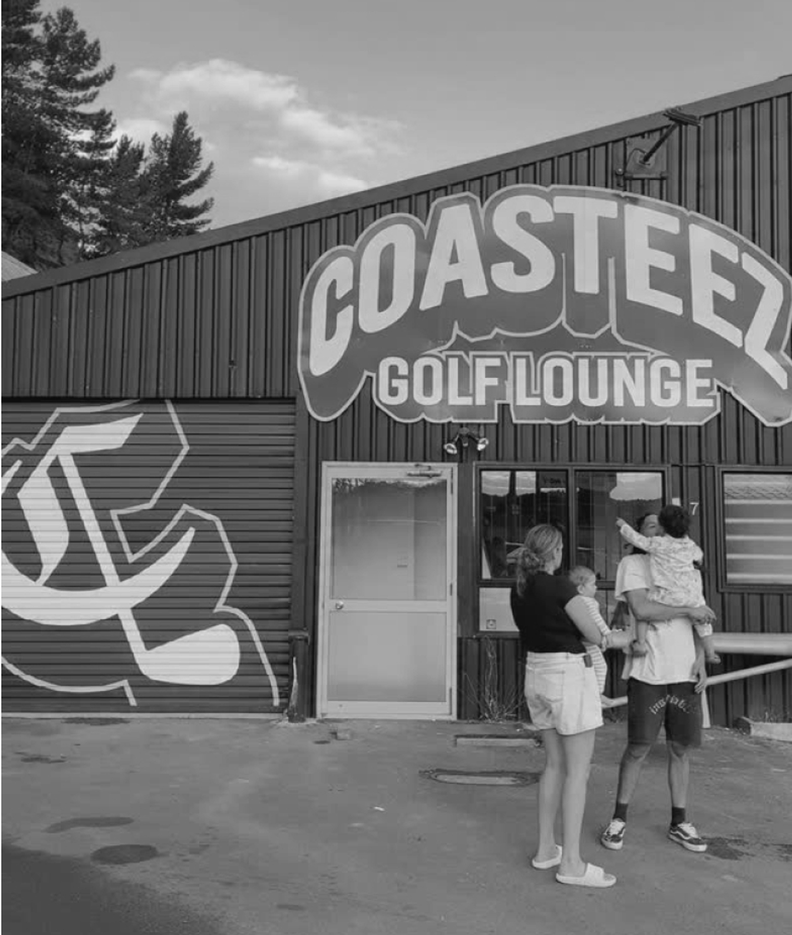 Coasteez and their new signage