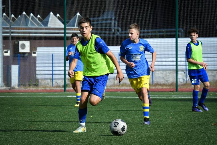 ДЮФК Столичний