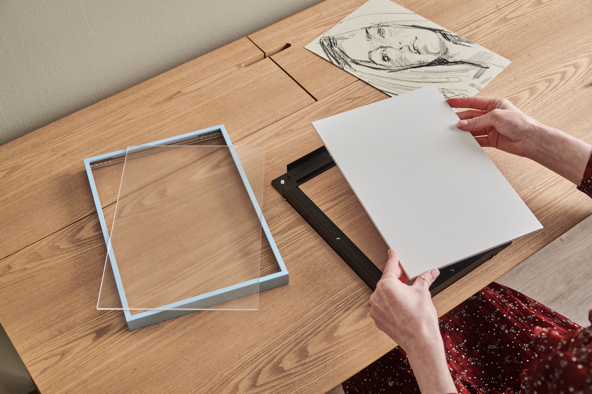 1. Sichtrahmen lösen