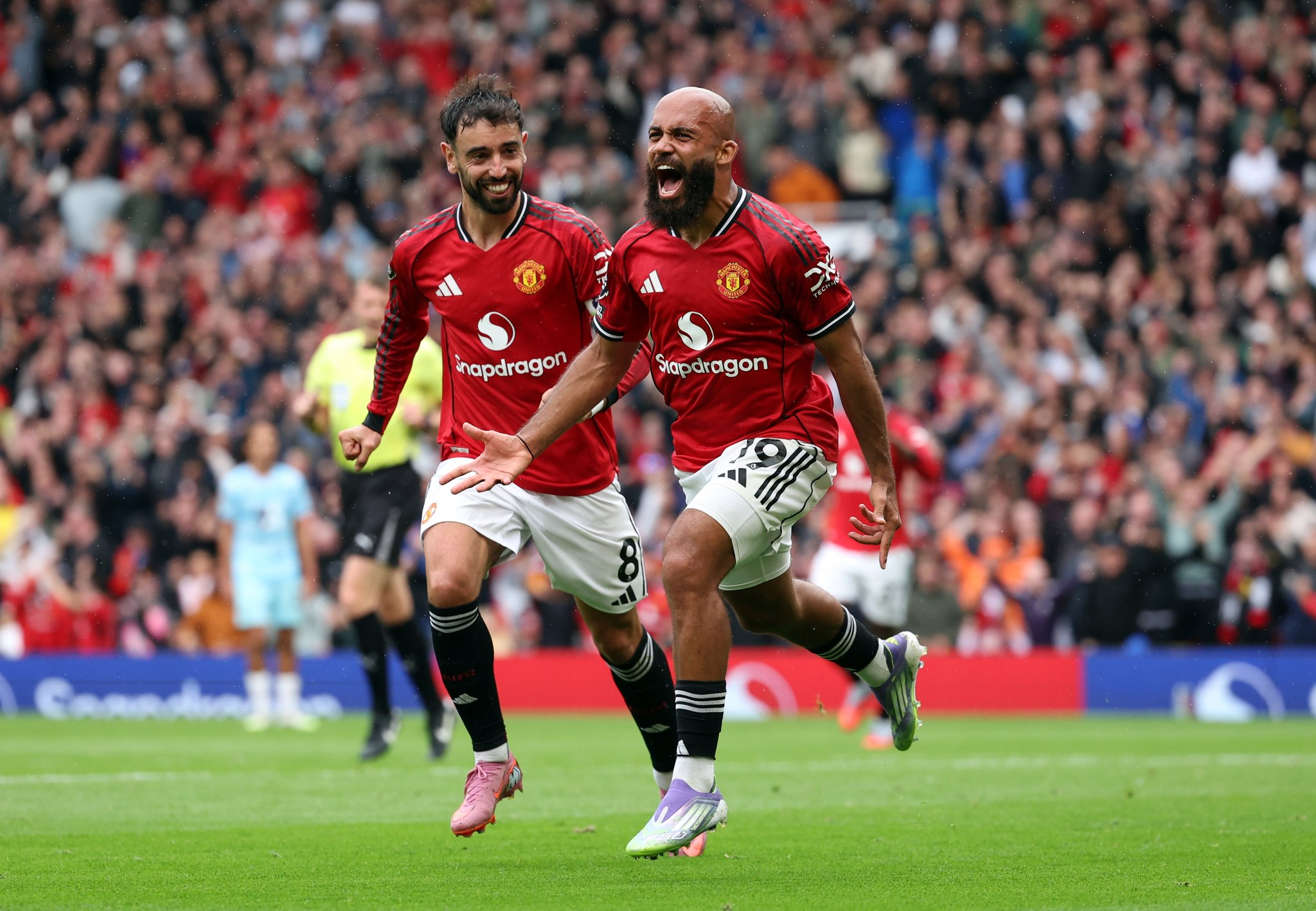Epic Weekend in European Soccer: Liverpool’s Free Kick Winner, Real Madrid’s Comeback, Bayern’s Narrow Win, and VAR Chaos Shake the Top Leagues