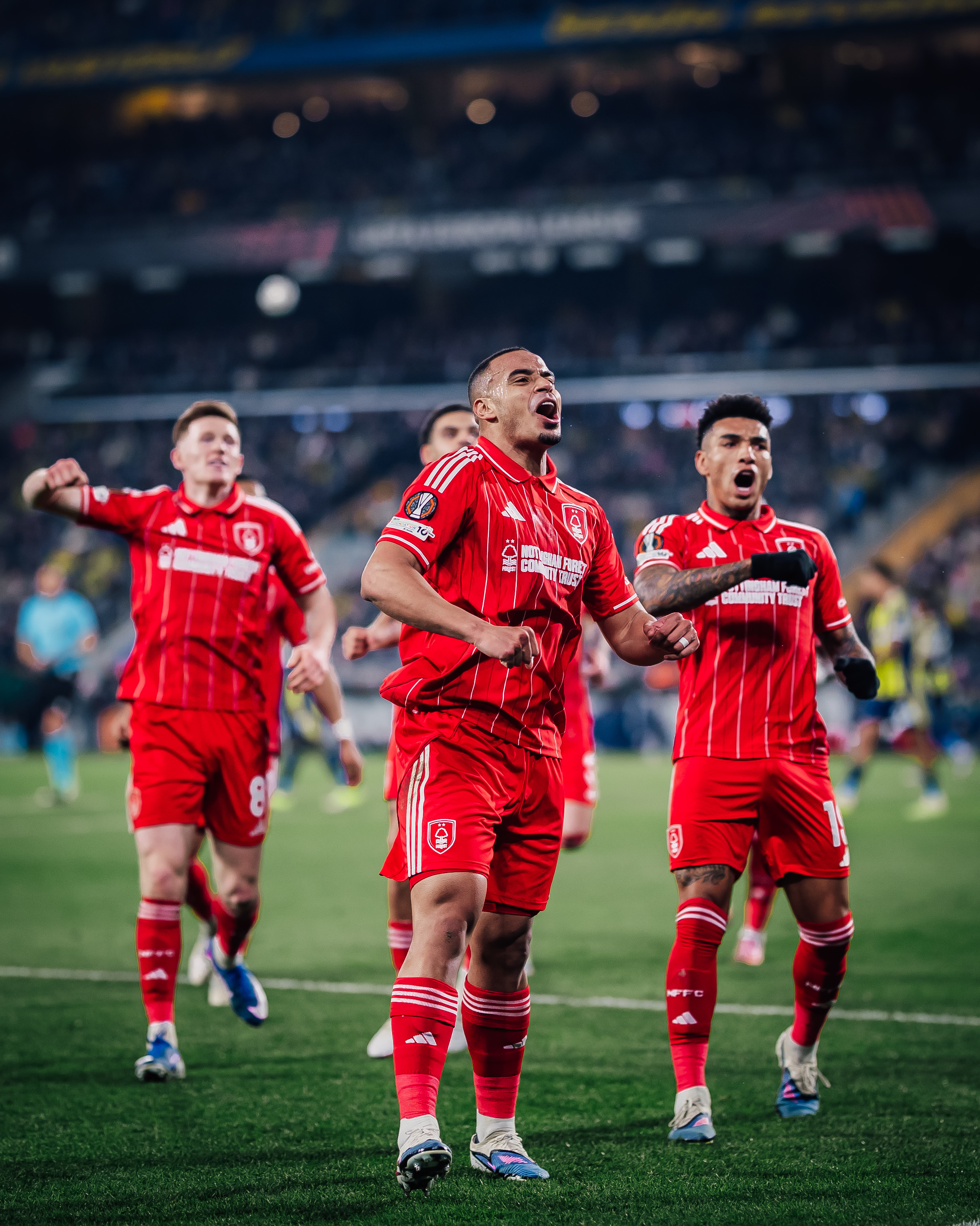 Nottingham Forest Crush Fenerbahçe 3-0 in UEL Knockout Playoff First Leg