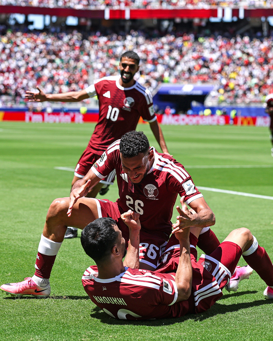 Qatar Snatch Late Draw Against Switzerland In Group B Thriller
