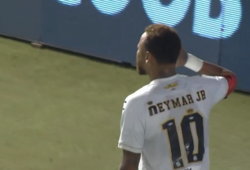 Neymar's emotional return to Santos is stunning.