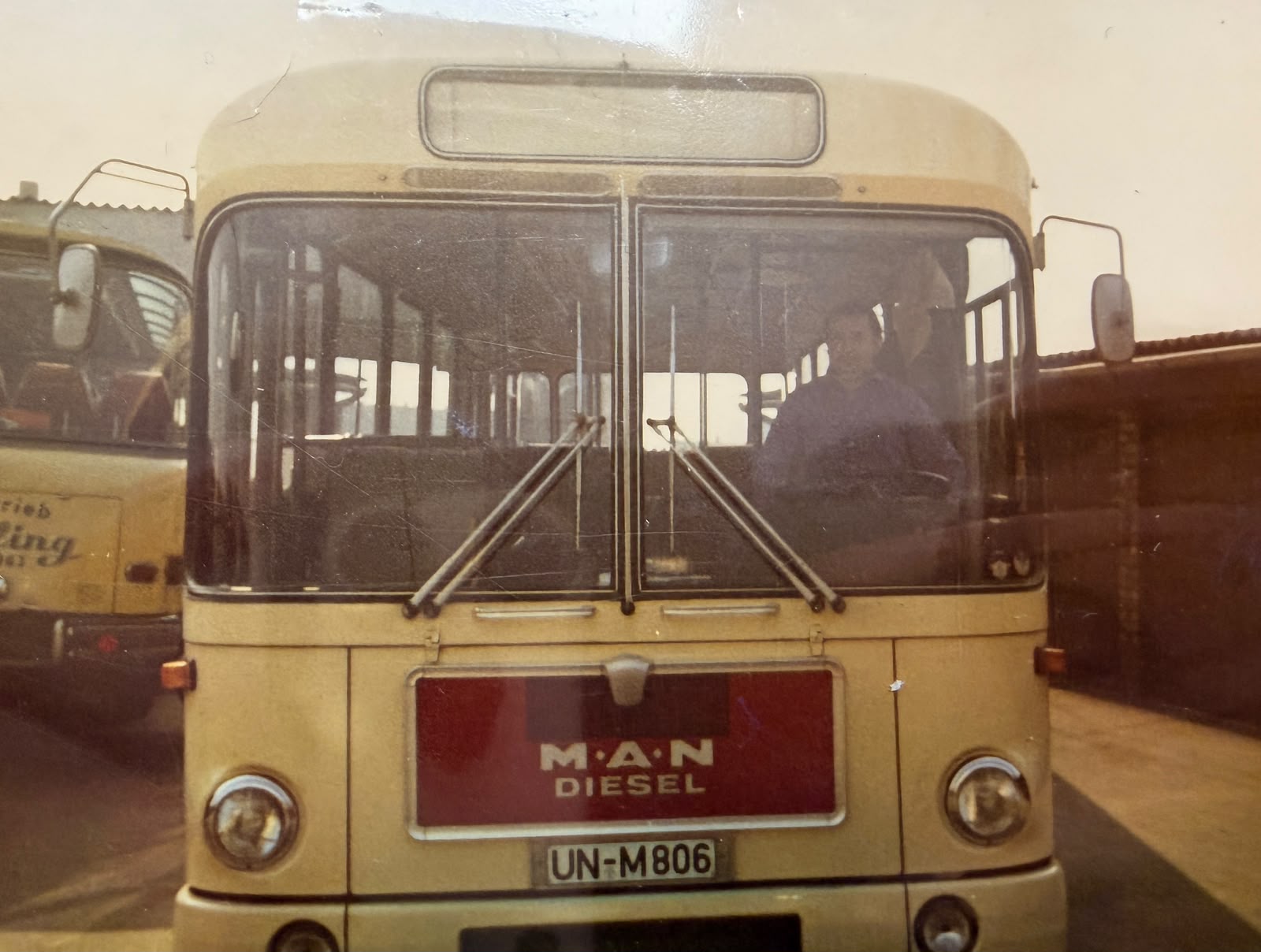 MAN-Diesel von vorn