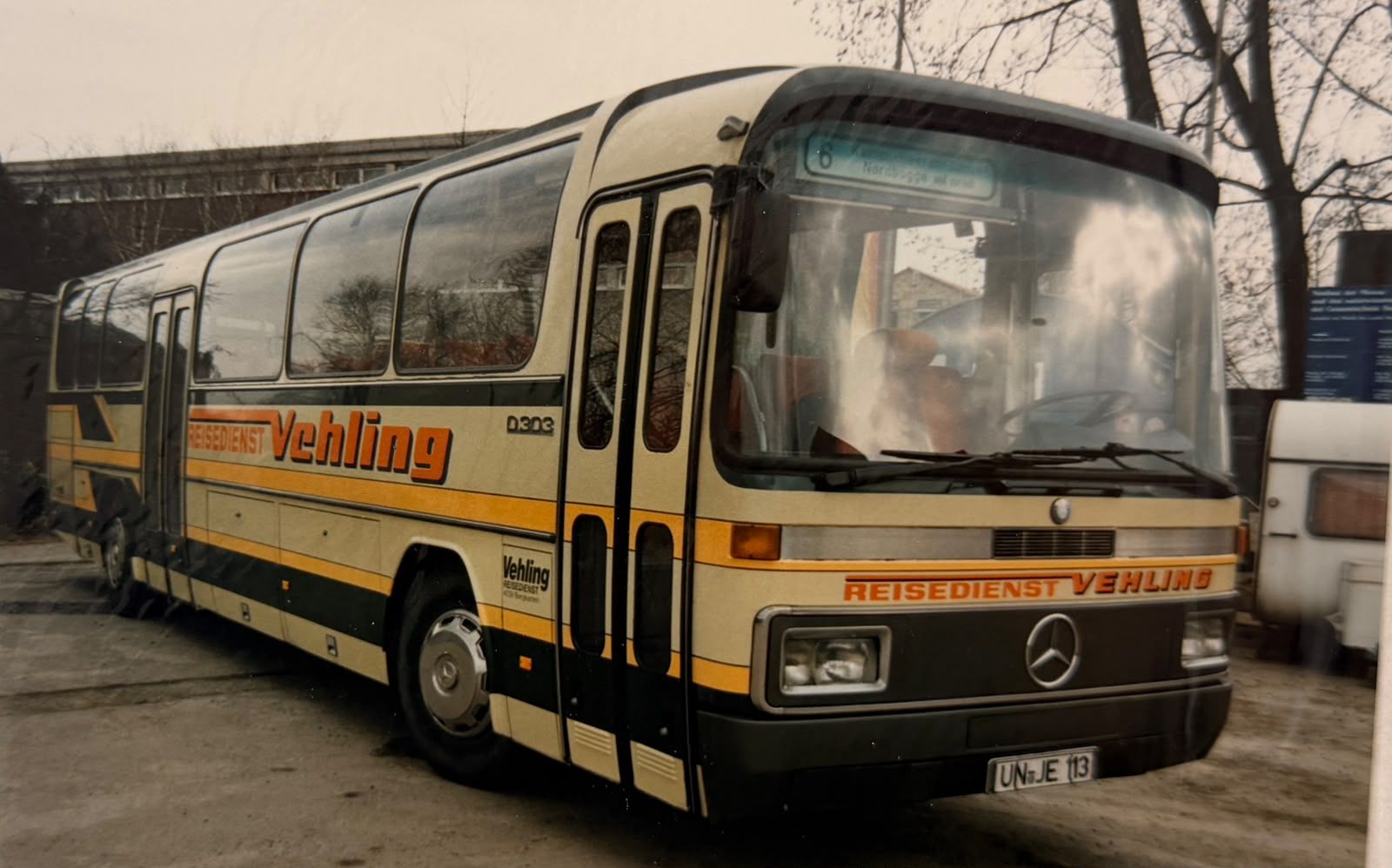 Mercedes O 303 als Überlandbus