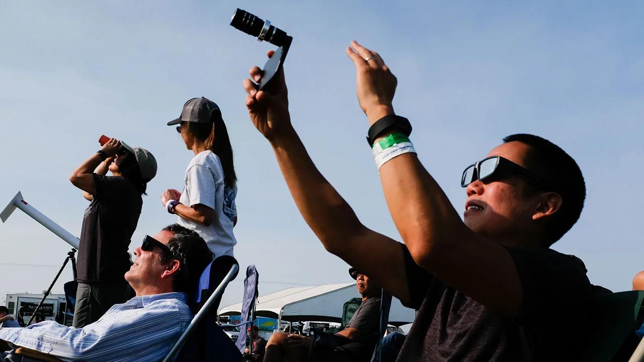 How to safely record today's total solar eclipse with your phone ...