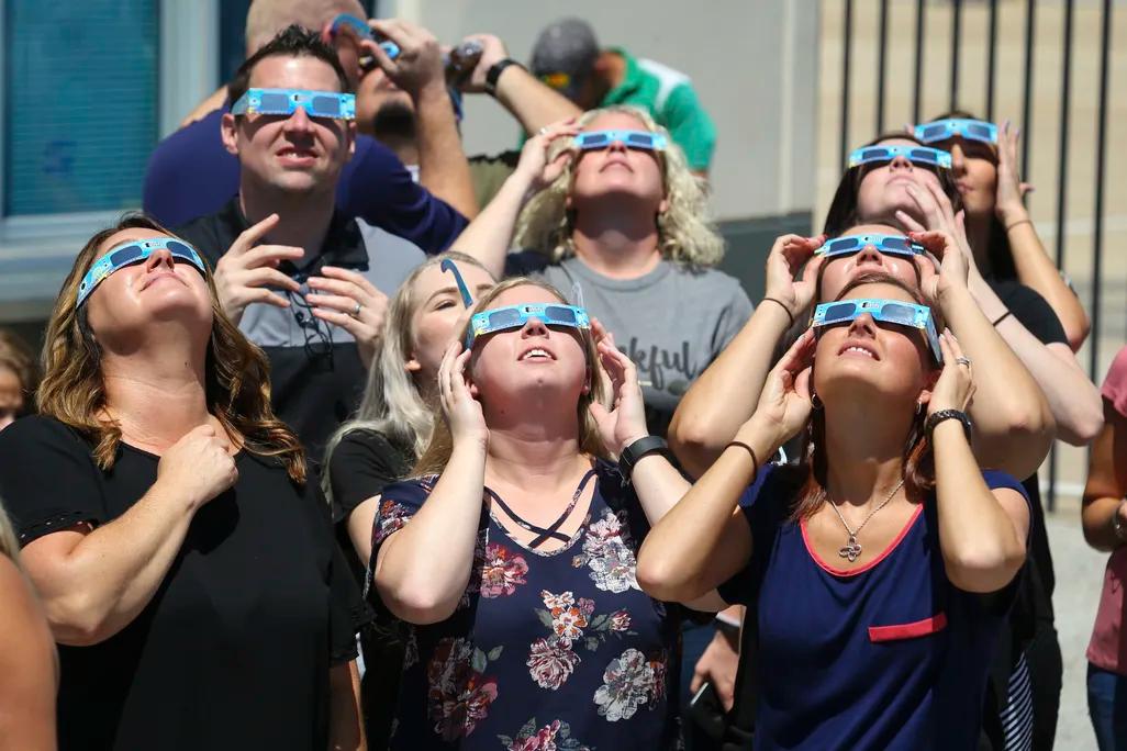 This Is the Gear You Need to View the 2024 Total Solar Eclipse