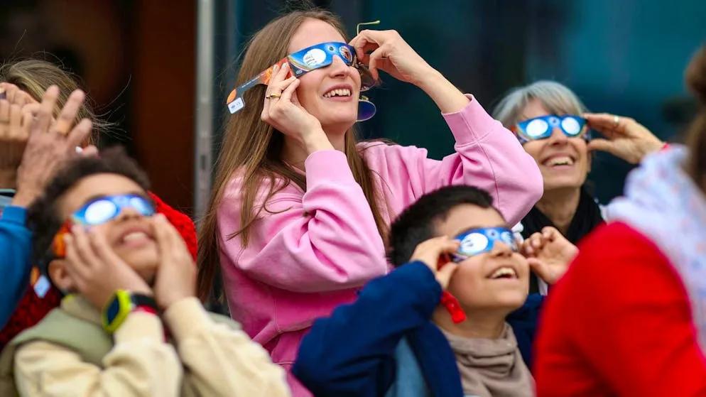 Total solar eclipse causes a rush on hotels in Spain | blue News