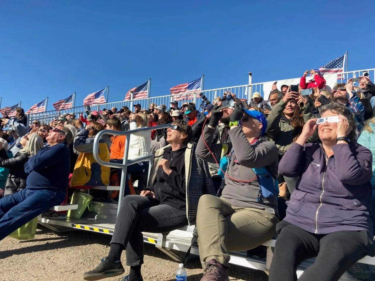 Annular solar eclipse crowds cheer as 'ring of fire' crosses from Oregon to  Brazil - oregonlive.com