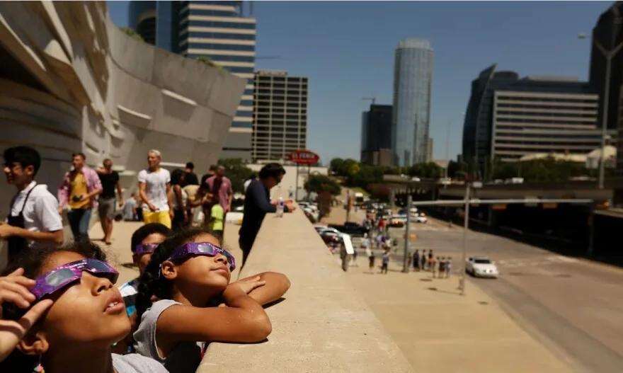 See the 2024 total solar eclipse at one of these watch parties in Dallas-Fort Worth | KERA News