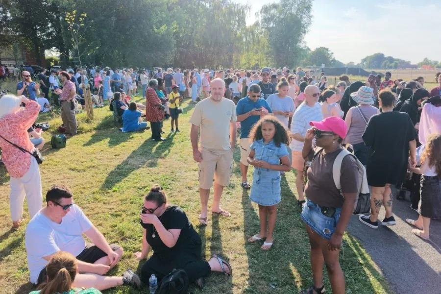 Over 1,000 people attend solar eclipse viewing on Moor Park – Blog Preston