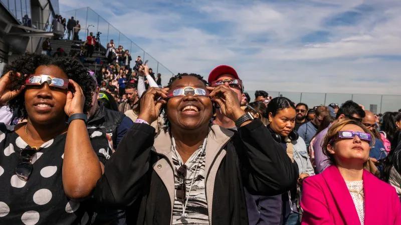 How to view the total solar eclipse safely | CNN
