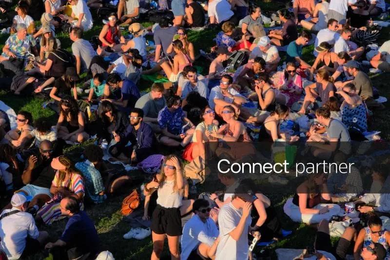 Licensable picture: FRANCE-PARIS-SOLAR-ECLIPSE-SPECTATORS | Reuters Connect