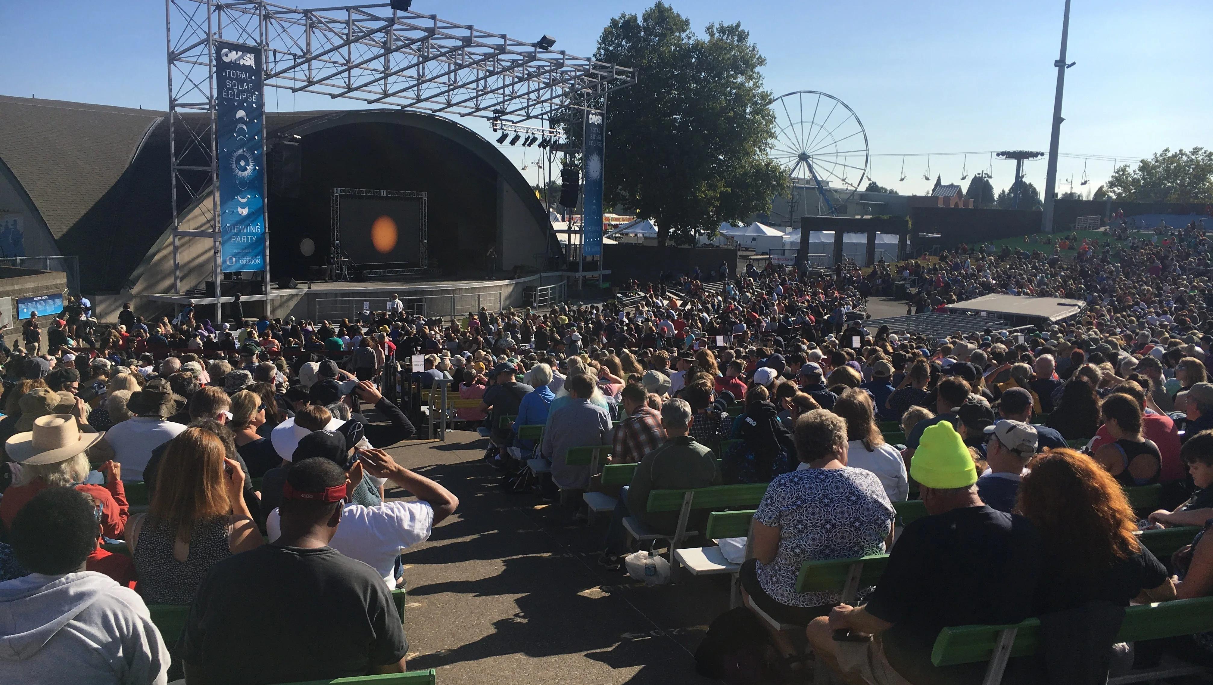 Eclipse viewing at fairgrounds hosted by OMSI
