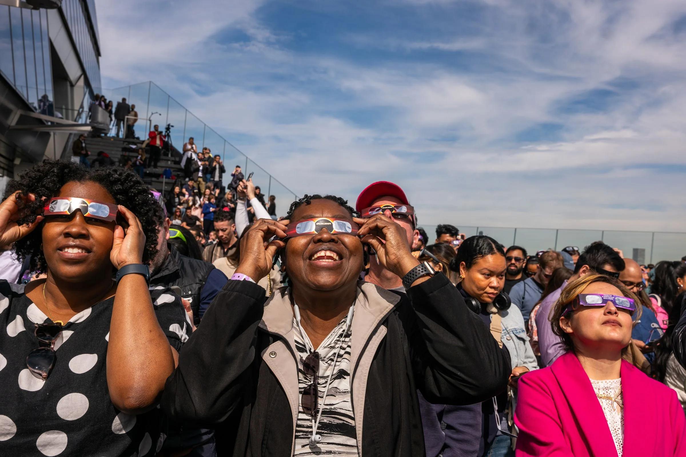How to view the total solar eclipse safely | CNN