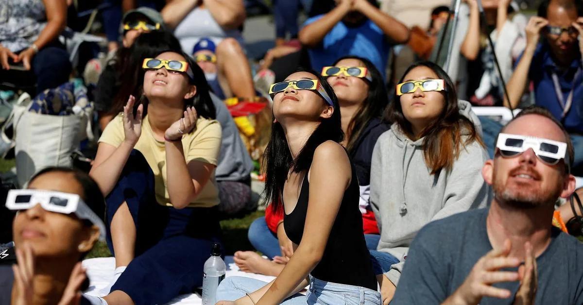 The August eclipse will be "the perfect storm" to collapse Catalan ...