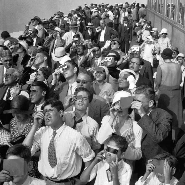 AP PHOTOS: Total solar eclipses through the decades | AP News