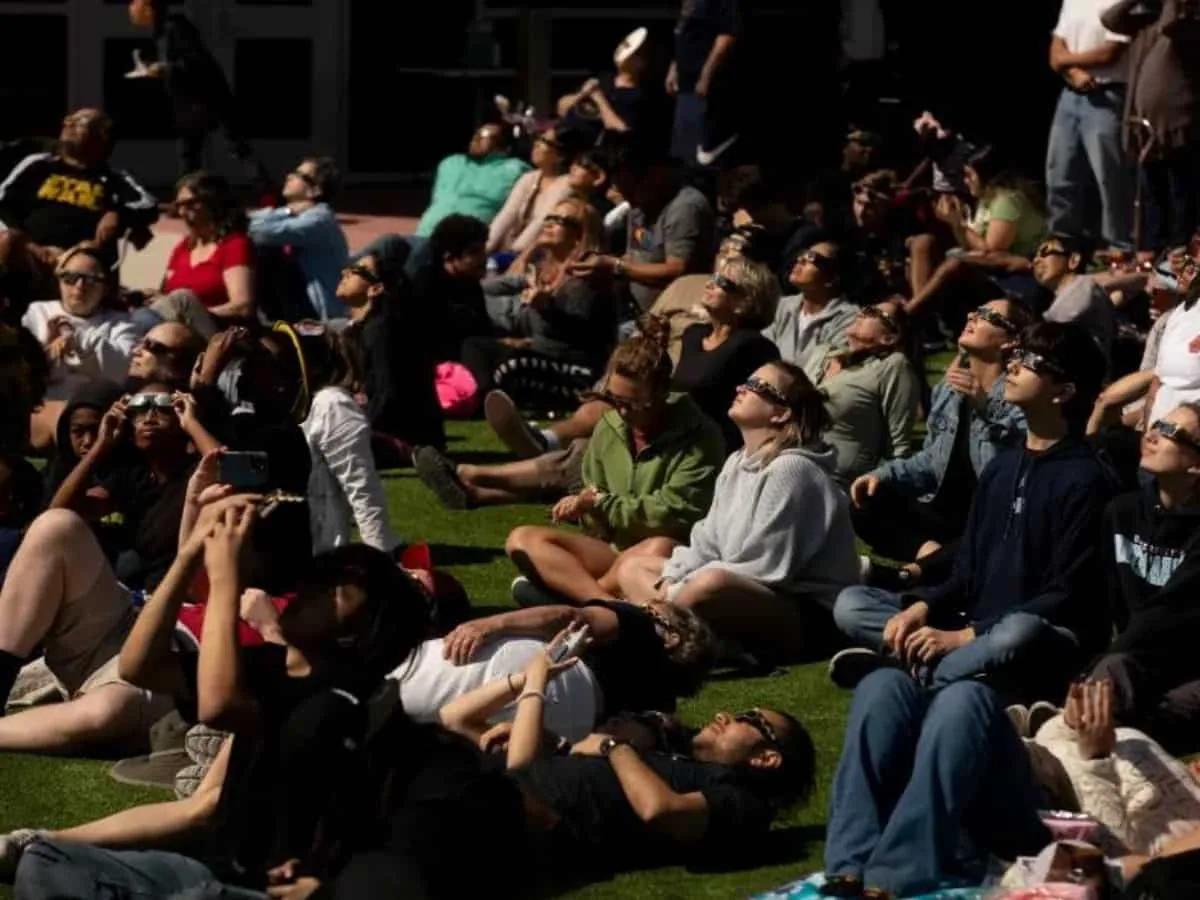 Saw the solar eclipse? Now beware of solar retinopathy as ...