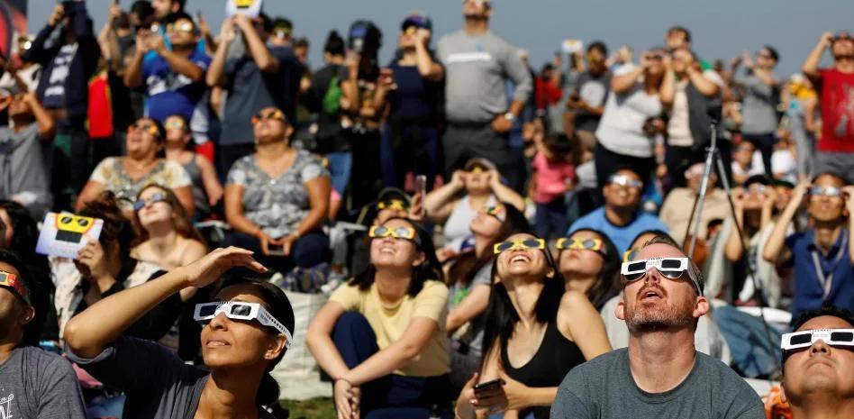 “Locura colectiva” ante el eclipse solar total