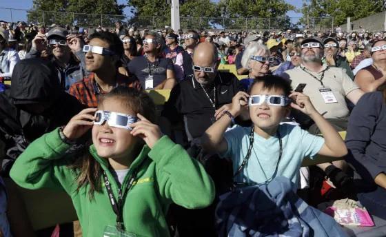 Solar Eclipse Chasers Crowd Oregon for Countdown to Totality