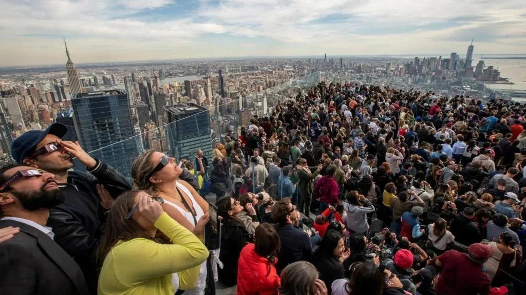 Respectful eclipse tourism: leave no trace on eclipse weekend | Helioclipse