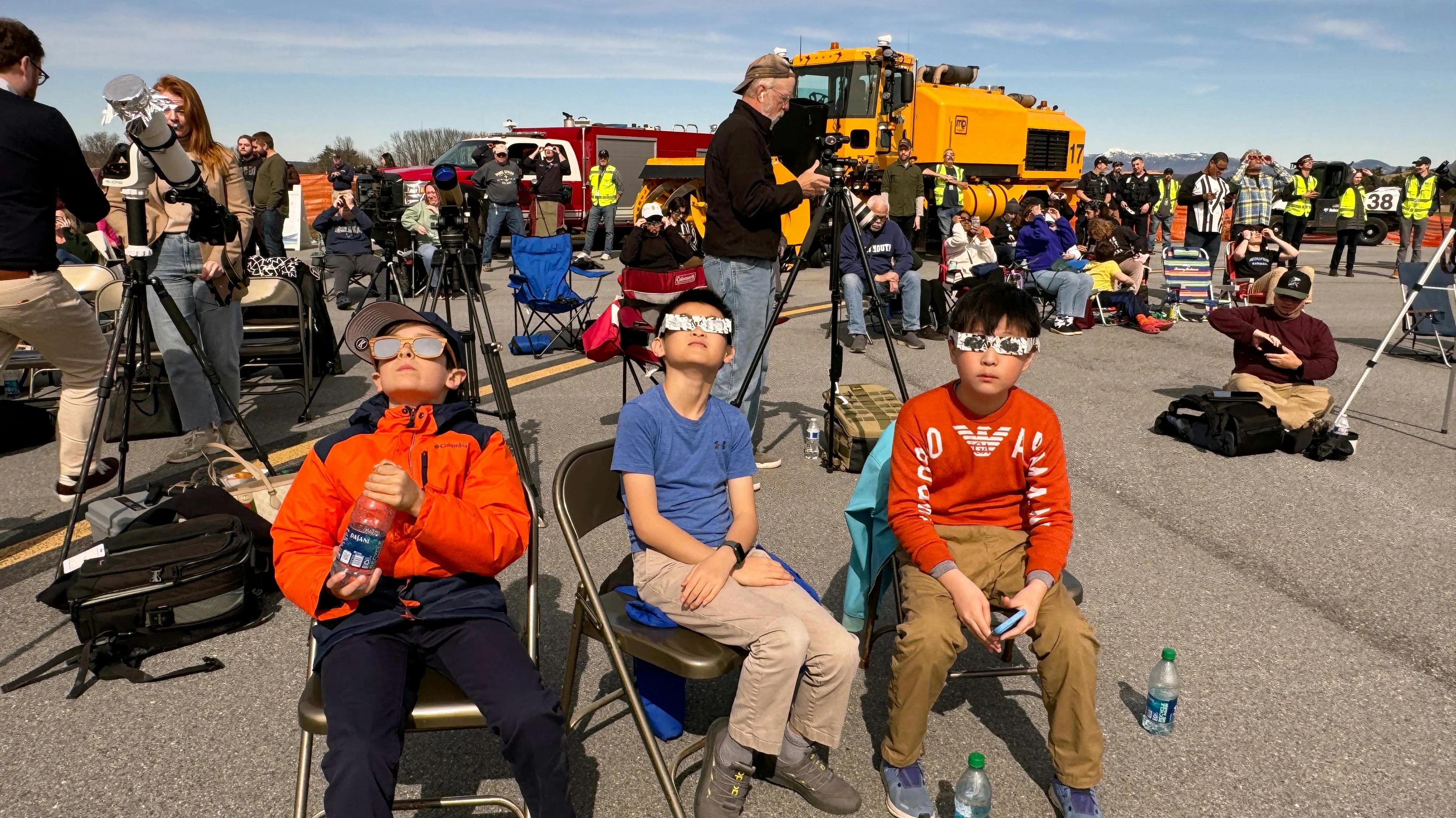 Eye Safety - How to watch the total solar eclipse safely | Eclipse 2026