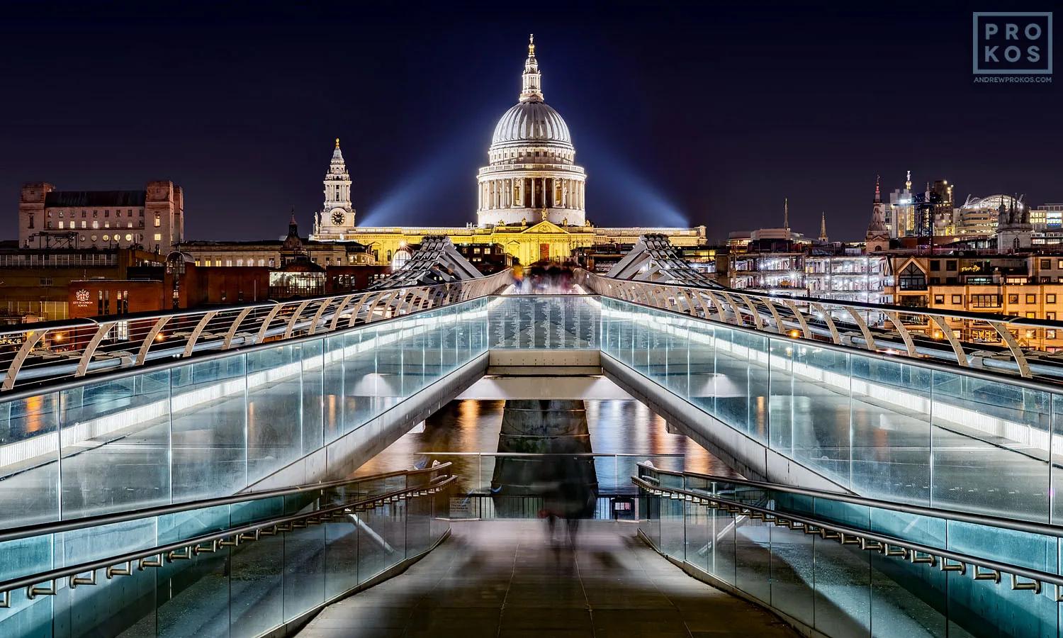 50 Stunning Examples of Cities at Night - Urban Night Photography - PROKOS