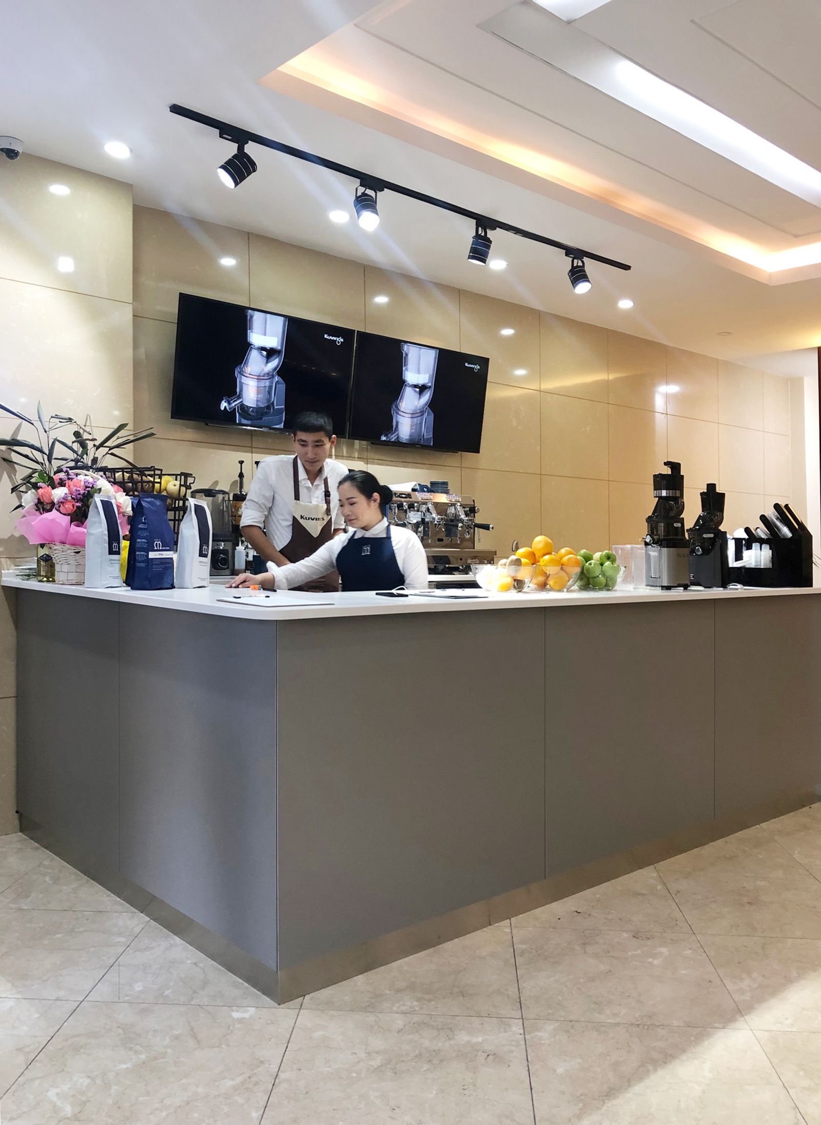 Caffe M, image 3 of 5