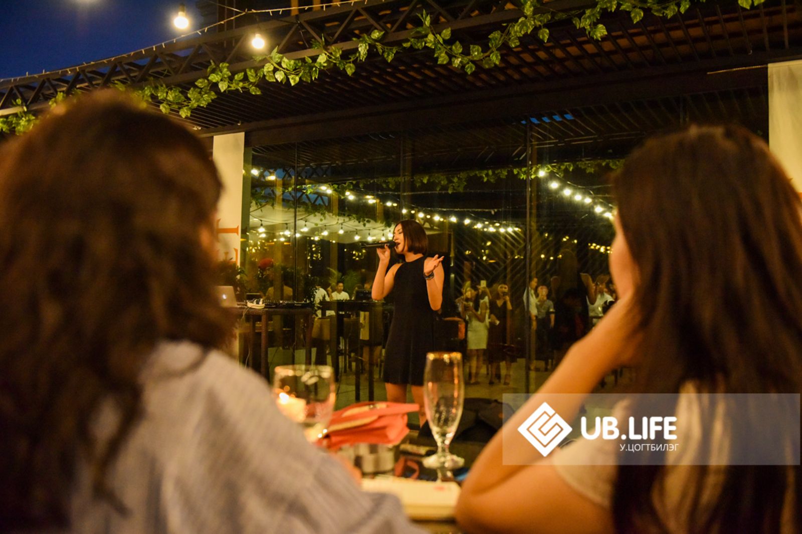 Pergola Bar, image 9 of 10