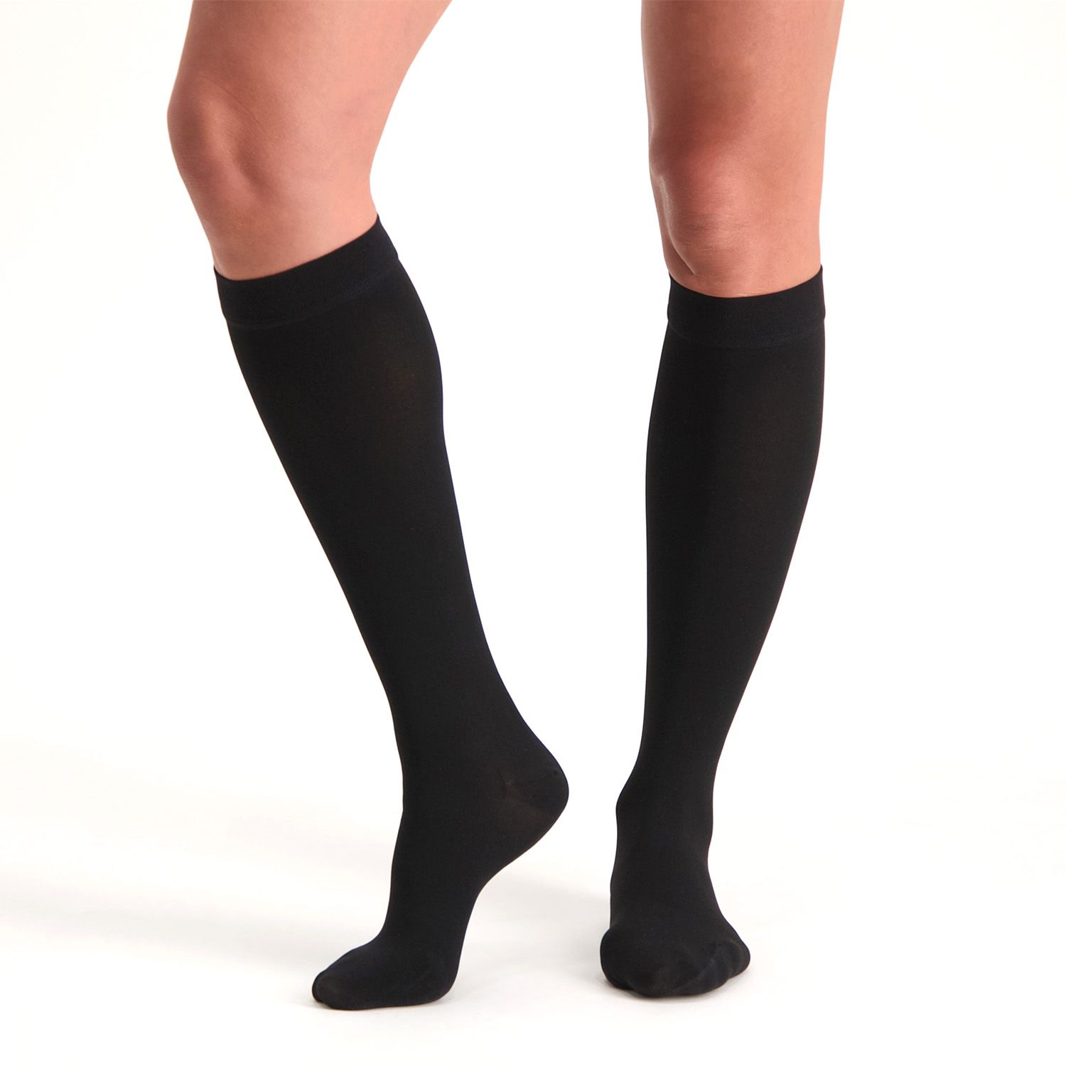 Dunimed Compression Stockings Pressure Class 1 Closed Toe Black worn by person