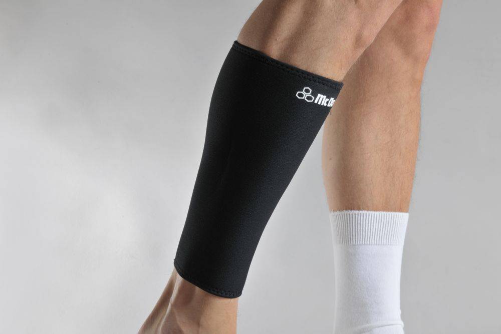 McDavid Wadenbandage Schwarz