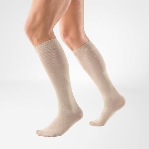 Bauerfeind VenoTrain Flight Stockings in the colour beige