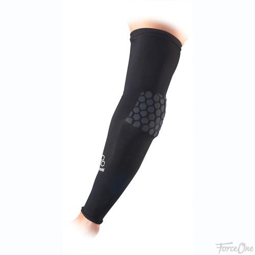 McDavid 6500 HexPad Power Shooter Arm Sleeve zwart