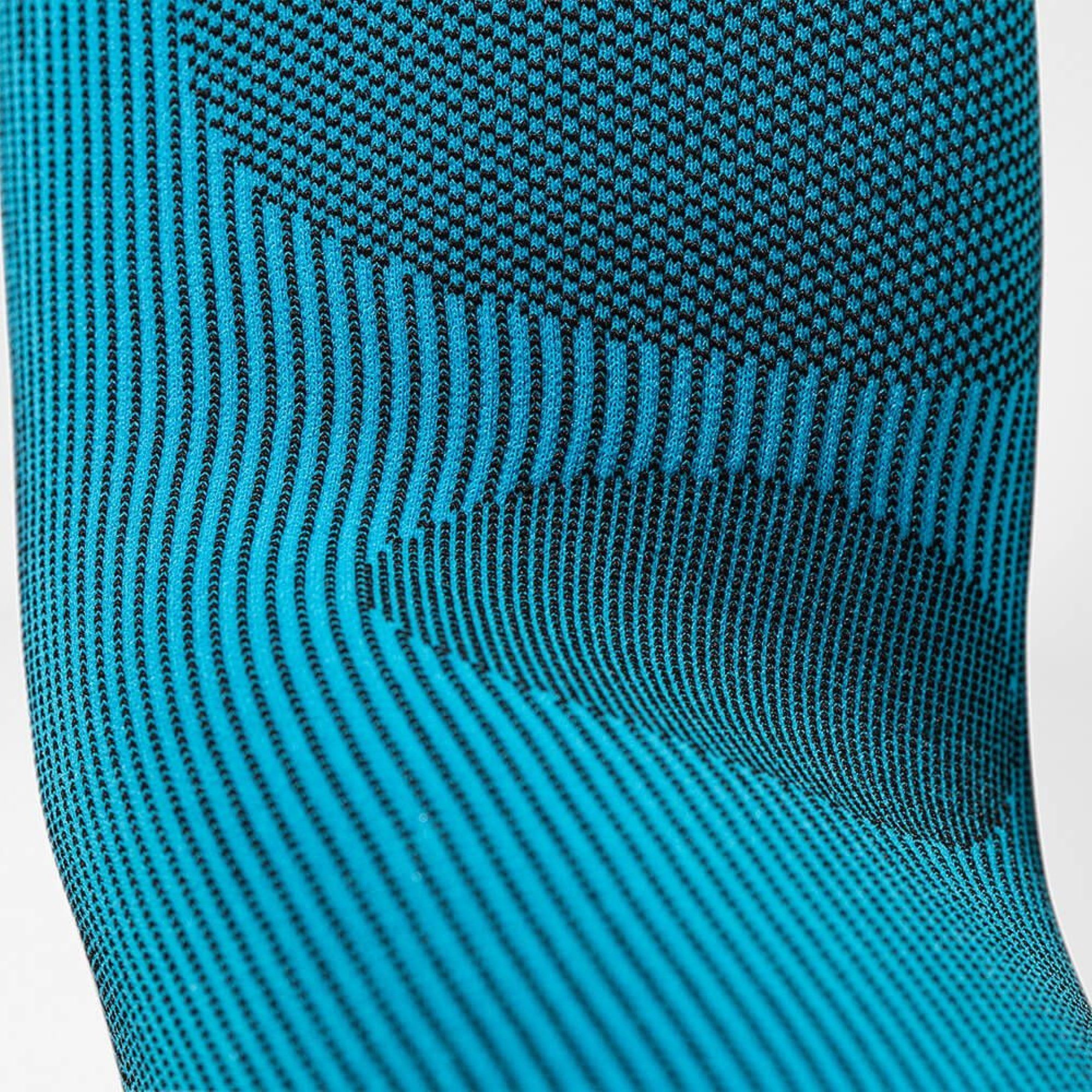 Bauerfeind Sports Compression Arm Sleeve (per pair) Detail of the fabric