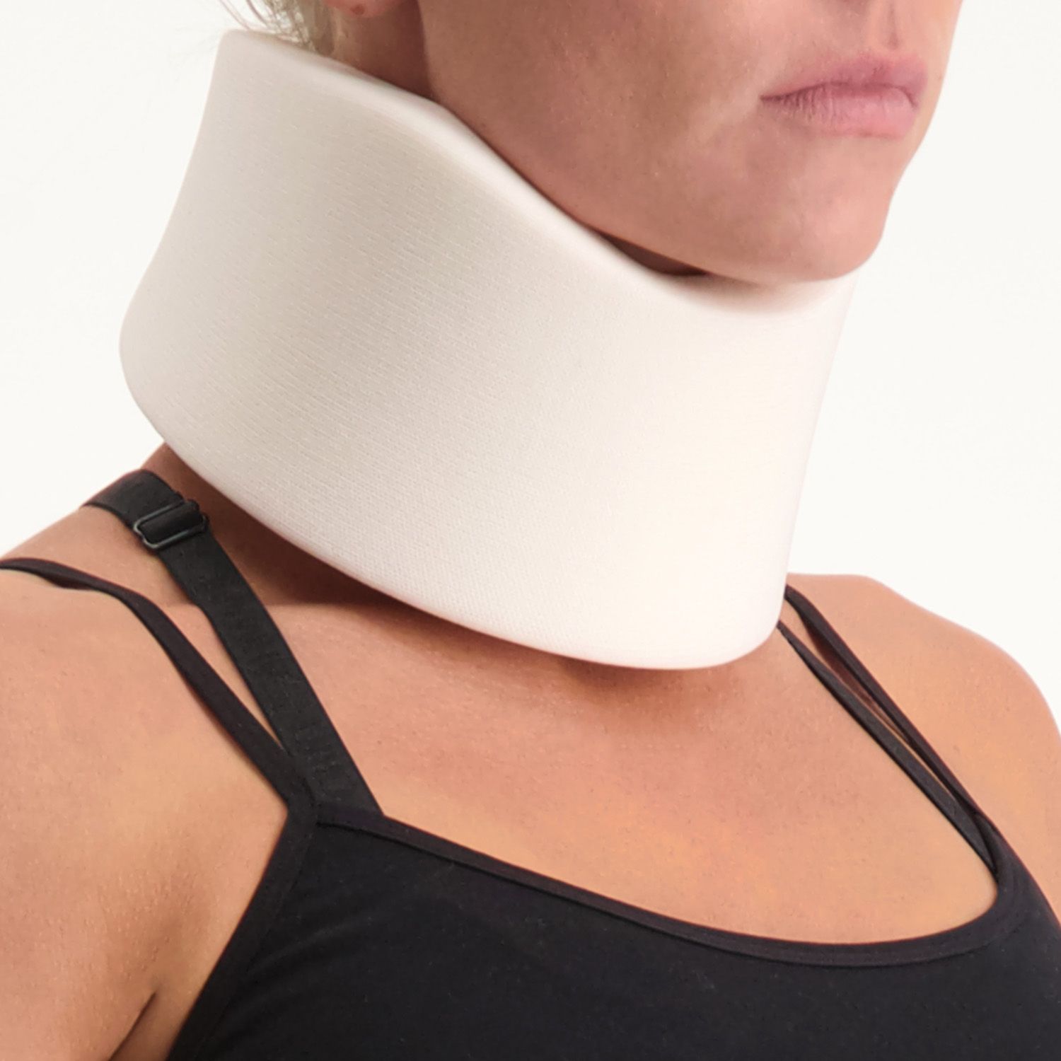 medidu neck brace front