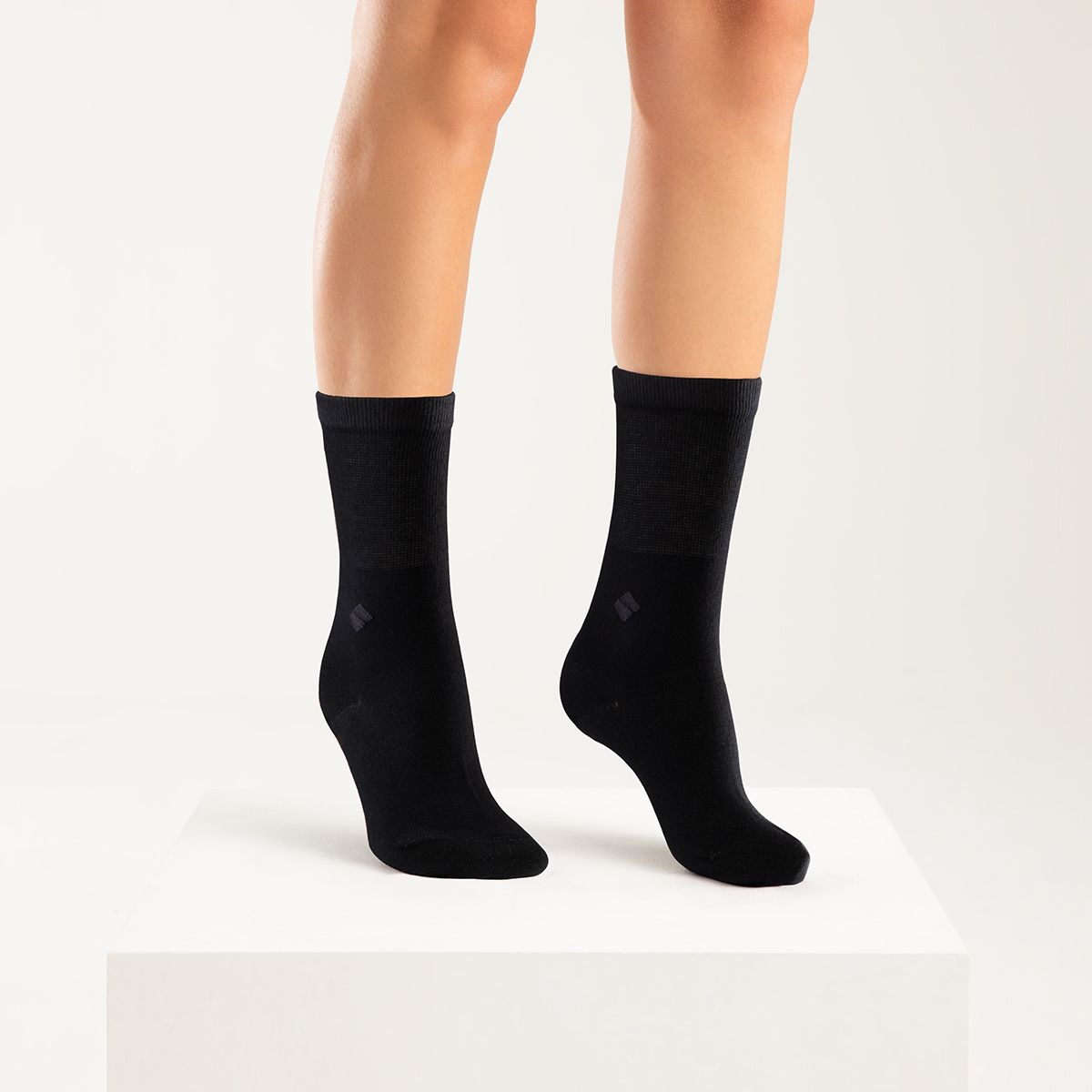 bonnysilver diabetic silver socks worn by female model