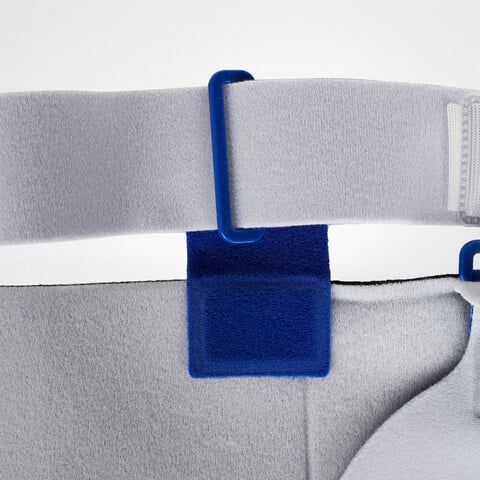 Gürtelschließe des Bauerfeind OmoLoc Schulterorthese