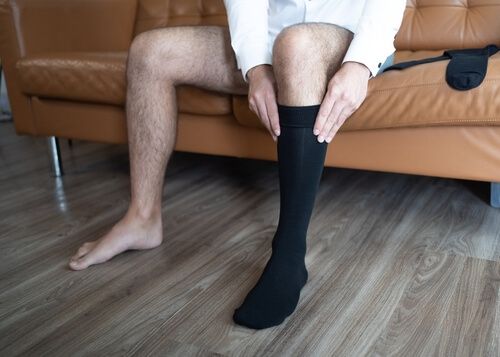 Stutzstrumpfe im Sommer tragen