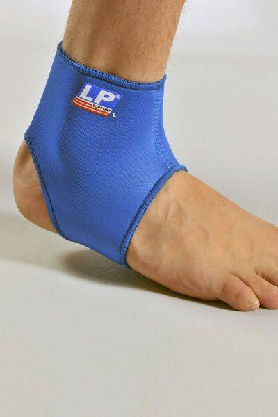 LP Support Basic Knöchelbandage Seitenansicht