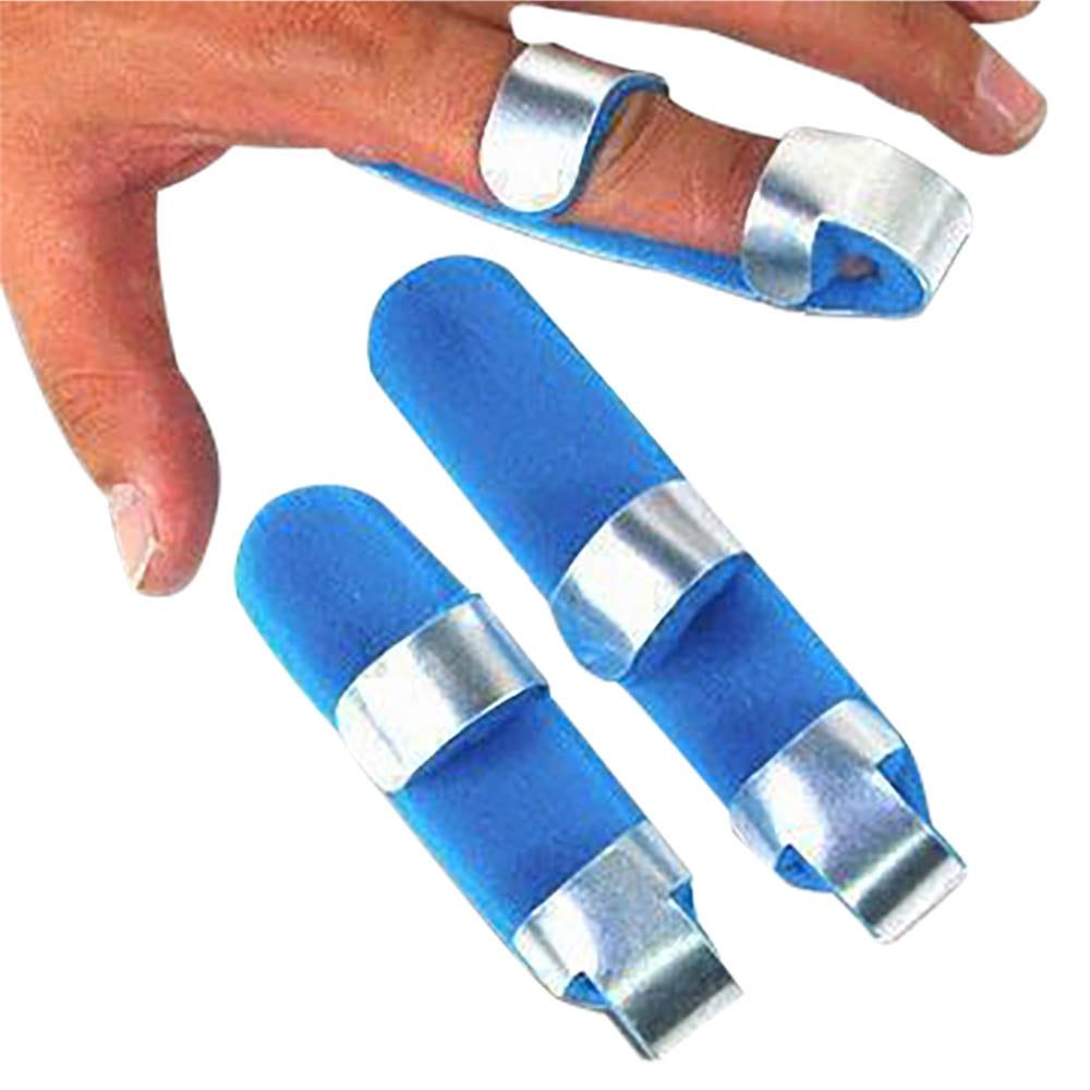Dunimed Fingerschiene getragen um den linken Finger