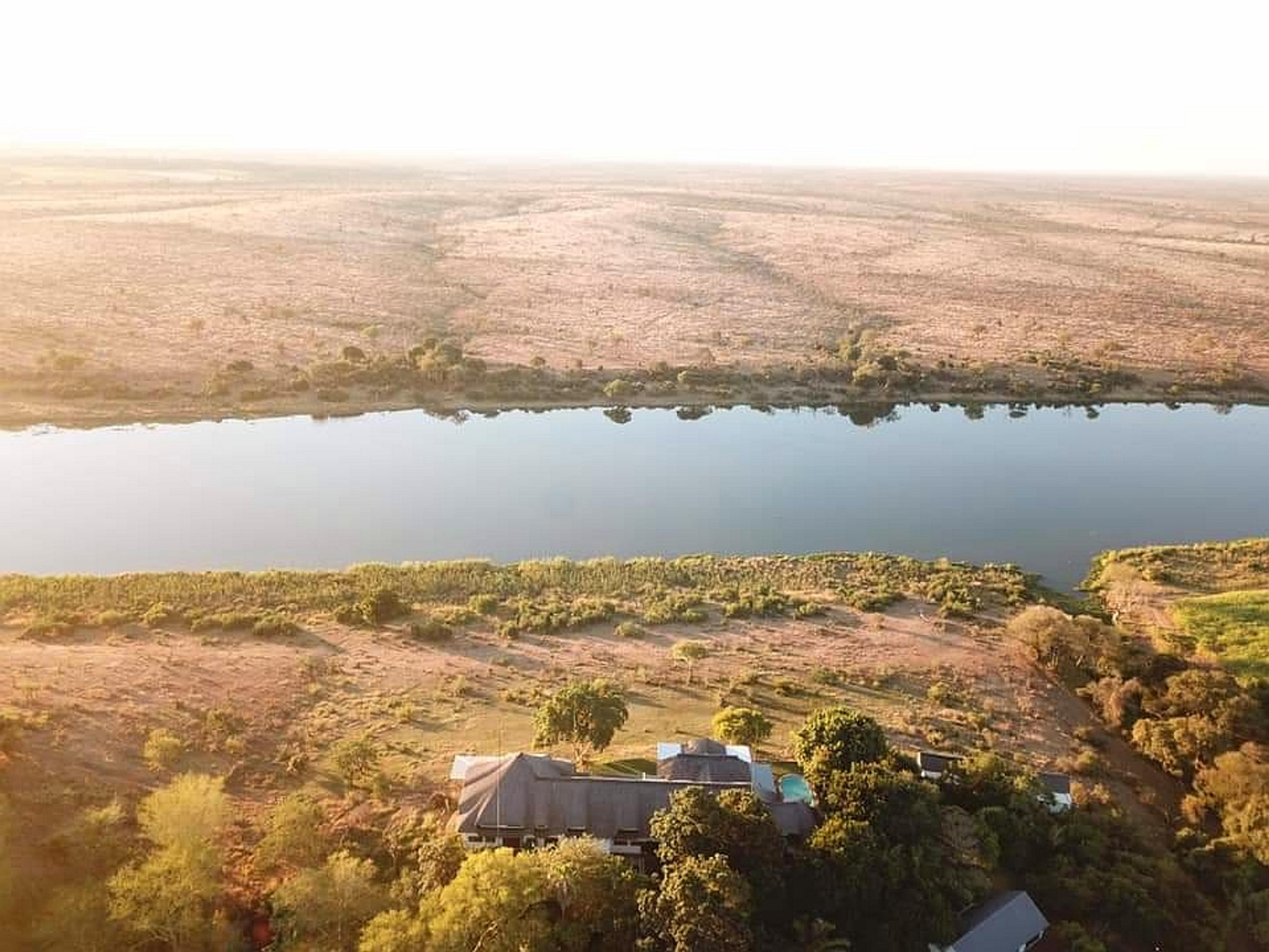 Safari lodge on the Crocodile River