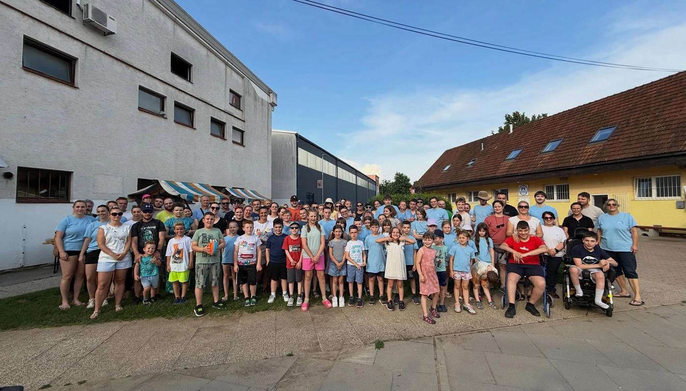 Ob zaključku šolskega leta je prav, da se podružimo tudi brez kimon in izven bla