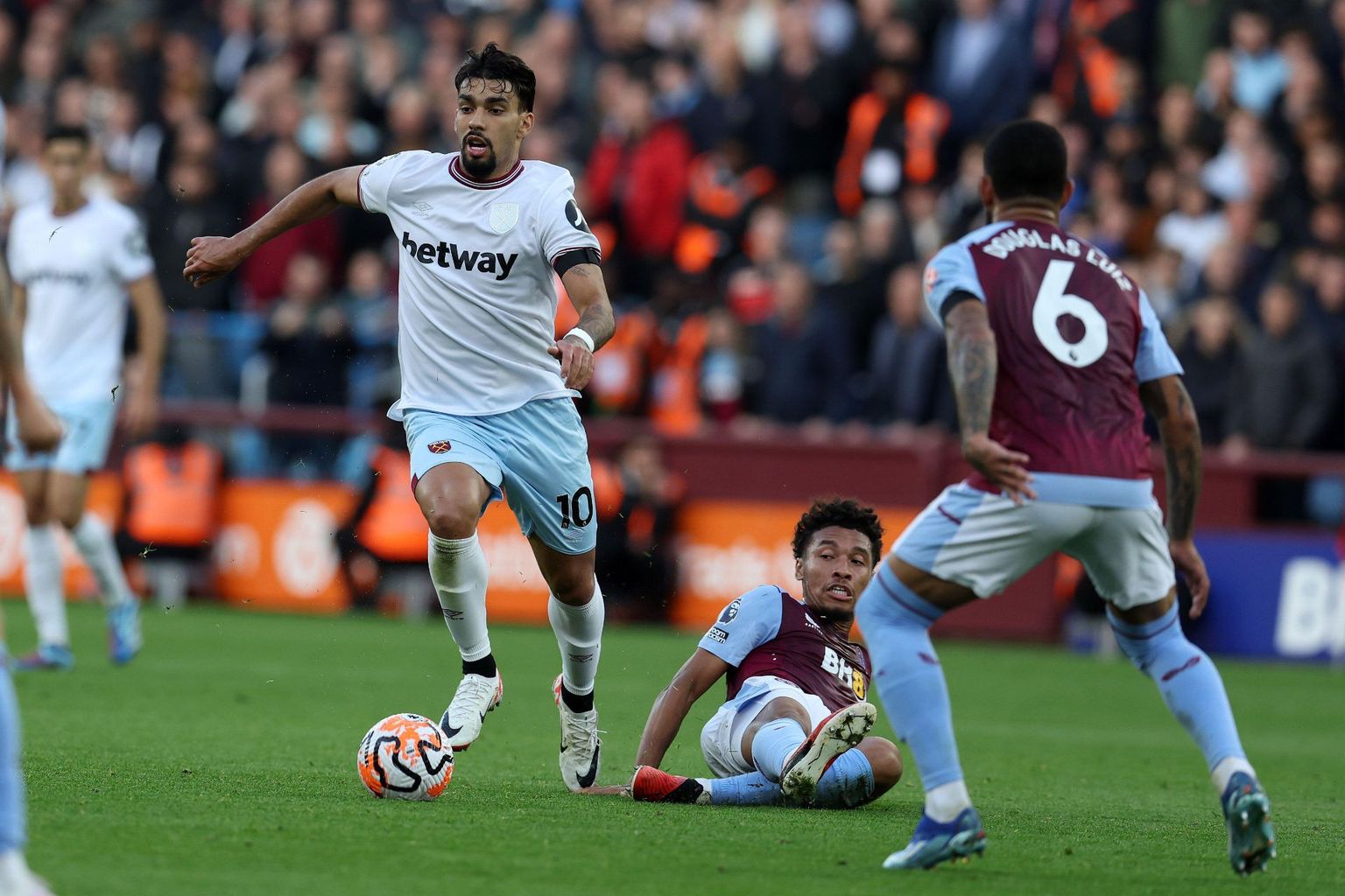 West Ham vs Aston Villa: Betting Odds & Prediction