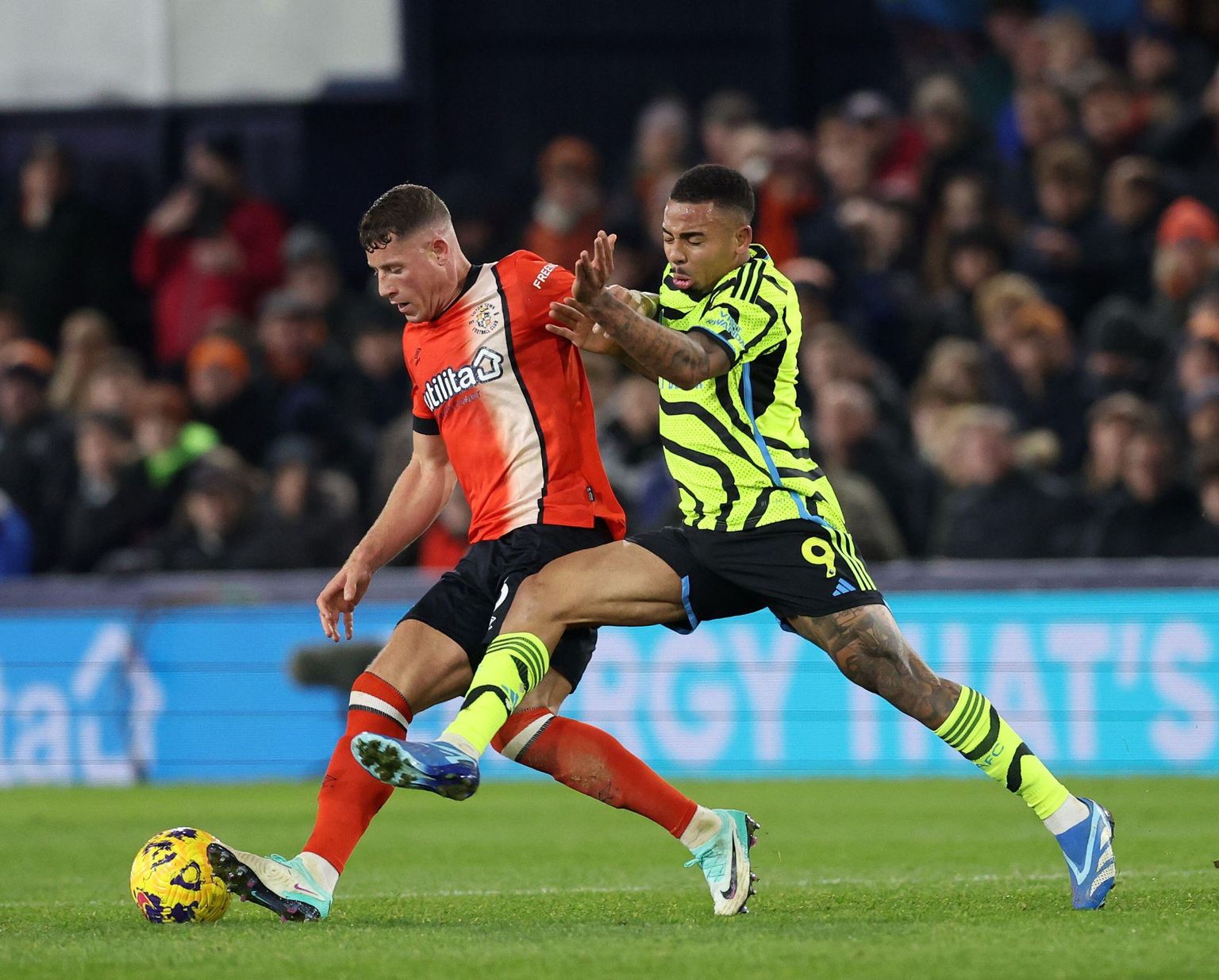 Arsenal vs Luton Town: Betting Odds & Prediction