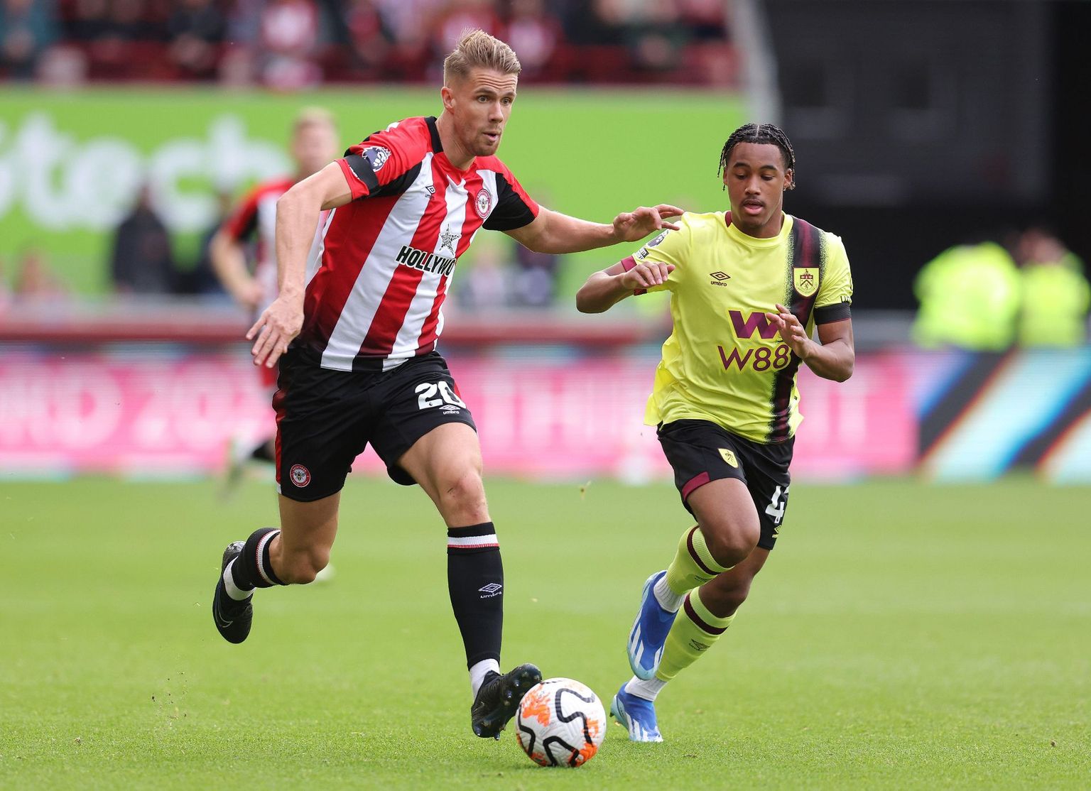 Burnley vs Brentford: Betting Odds & Prediction