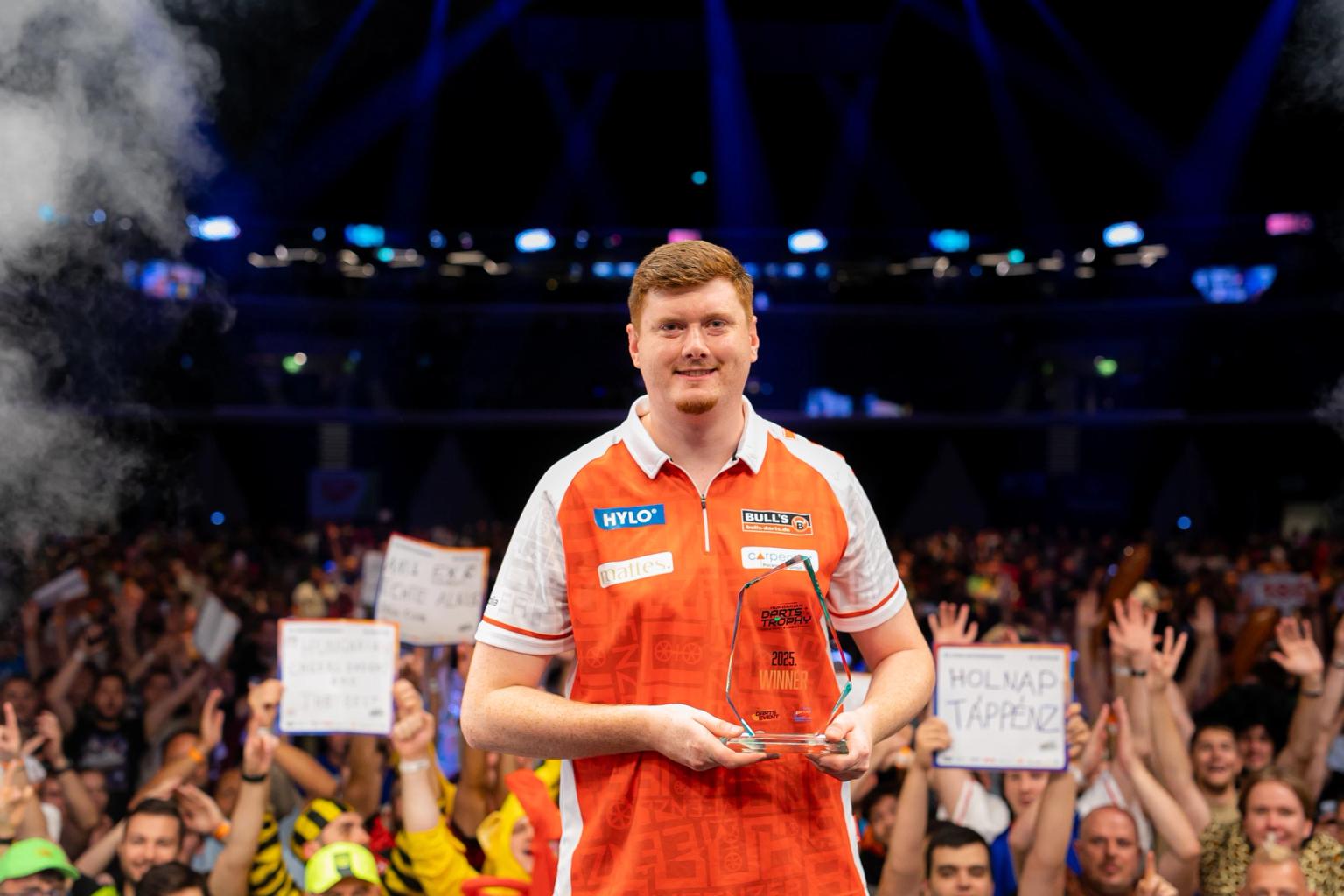 Springer 66/1 for PDC World Championship after stunning Budapest success